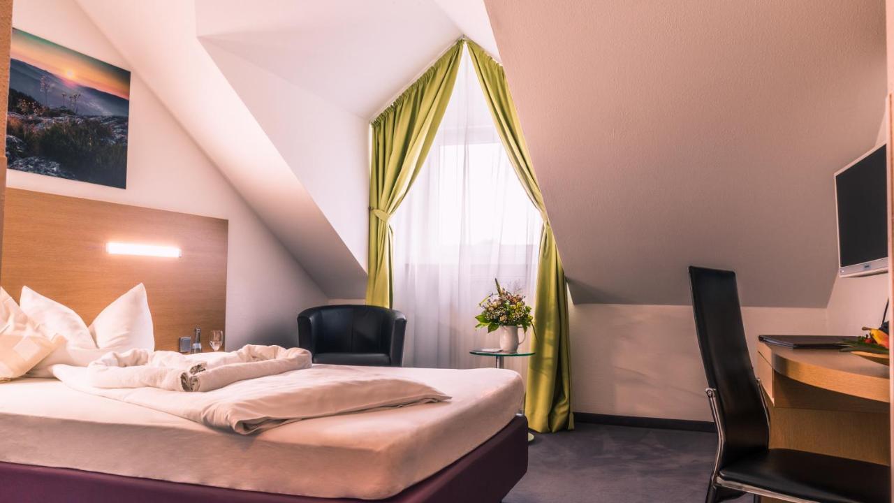 ホテル Arberland Tagungshaus レーゲン エクステリア 写真